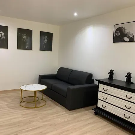 Nyaraló Gite, Maison Entiere Avec Billard Et Bel Espace De Vie La Grange Blicourt